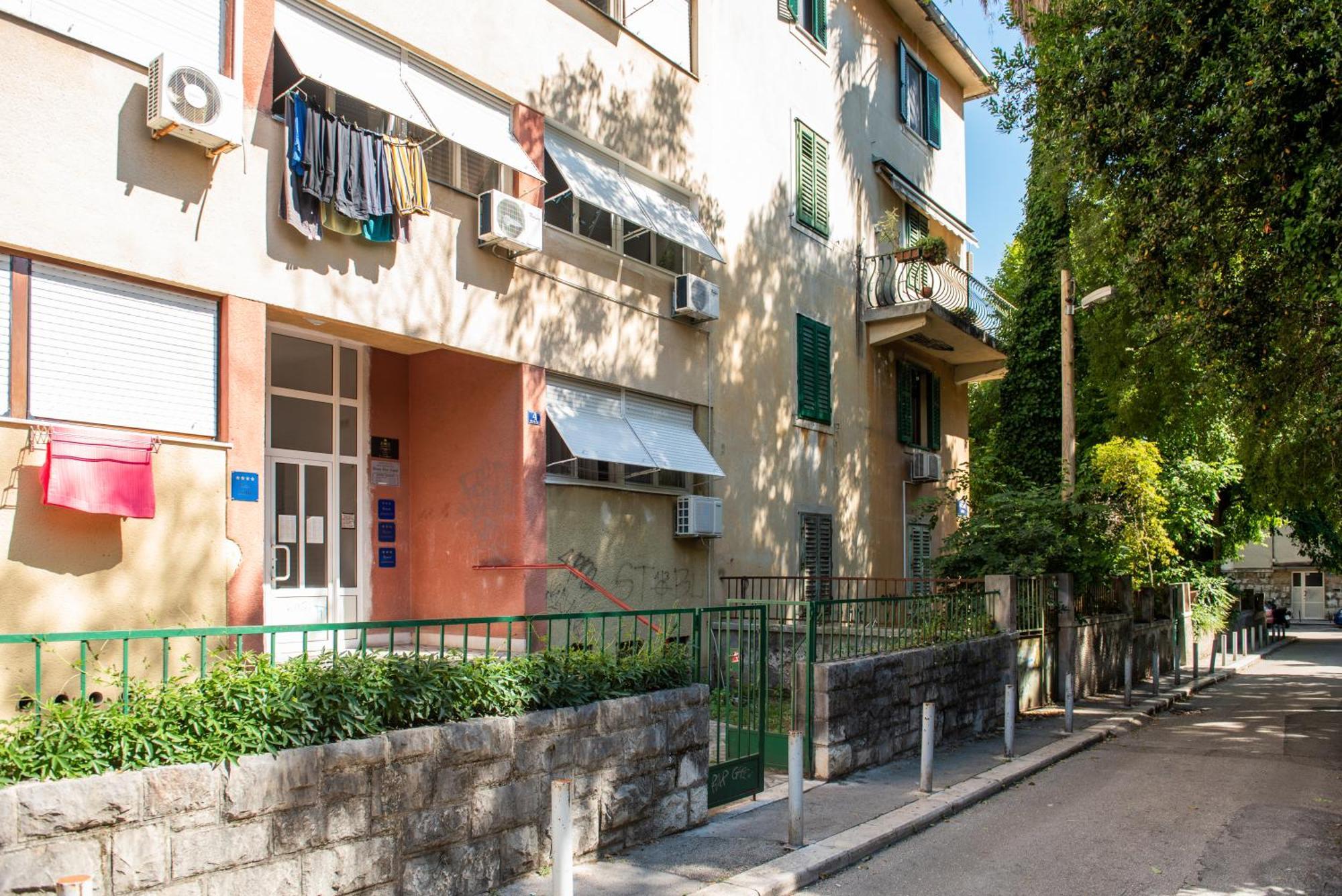 Laghanini Apartments Spalato Esterno foto